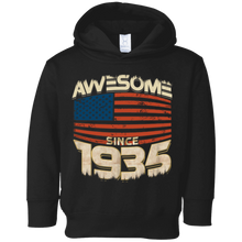 Legends born in 1935 82nd Birthday 82 Years Old Awesome Gift