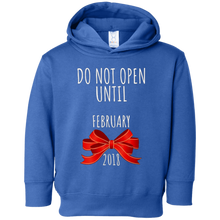 Do Not Open Until February 2018 Pregnancy Announcement Tee
