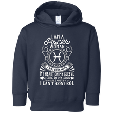 I am a Pisces woman T-shirt