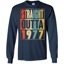 Straight Outta Retro USA 1977 40th Birthday Gift 40 Vintage